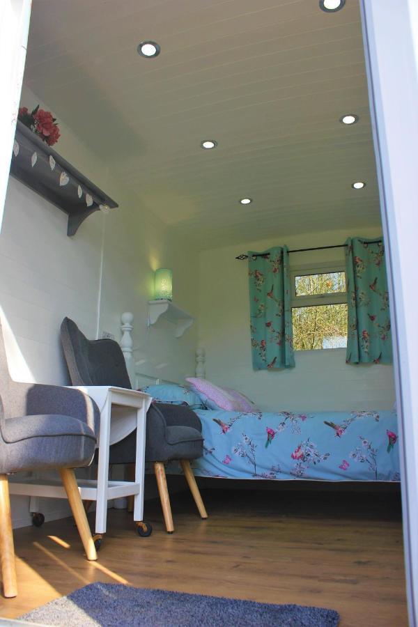 Hopgarden Glamping Luxury Shepherds Huts Wadhurst Экстерьер фото