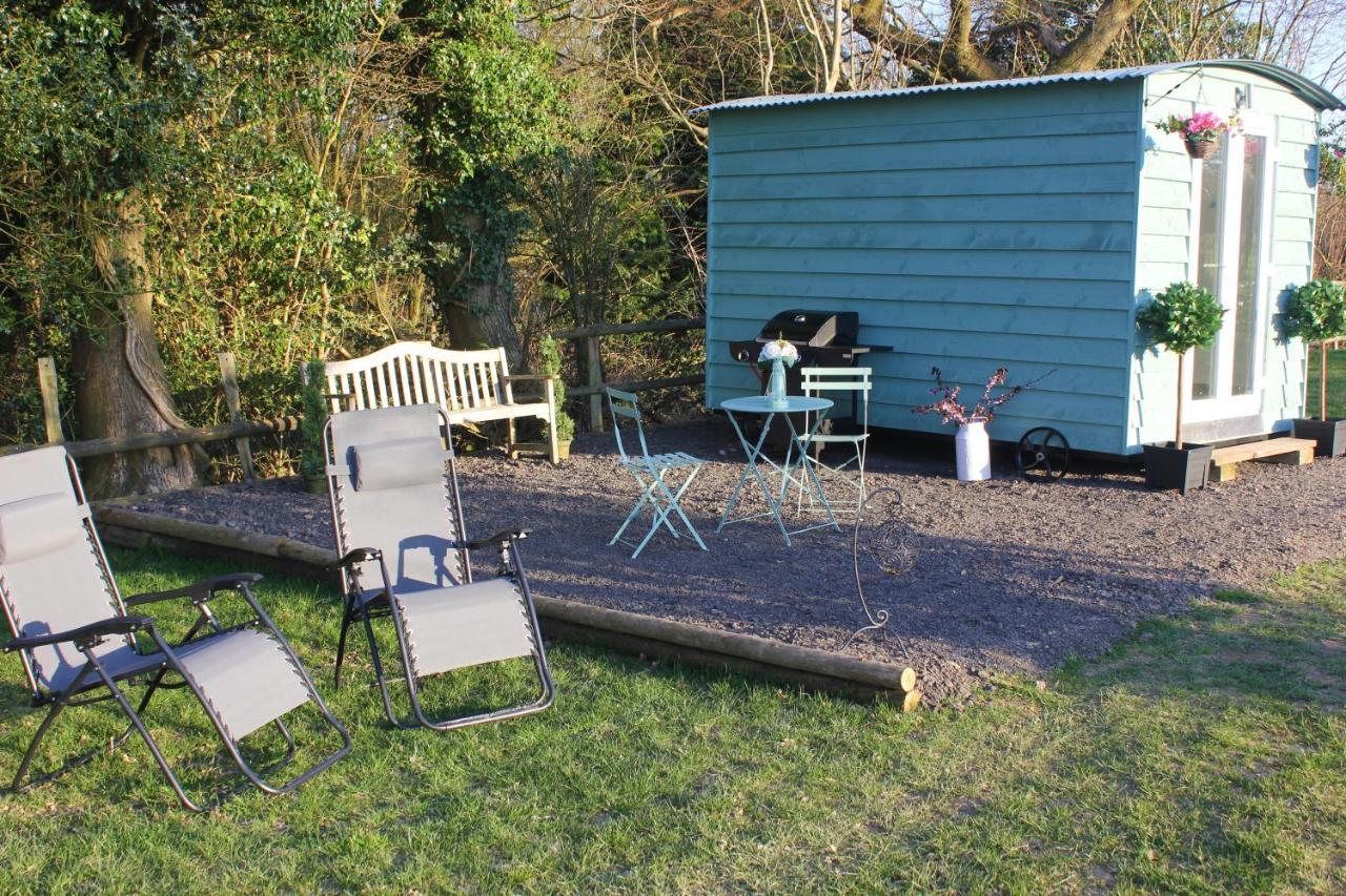 Hopgarden Glamping Luxury Shepherds Huts Wadhurst Экстерьер фото