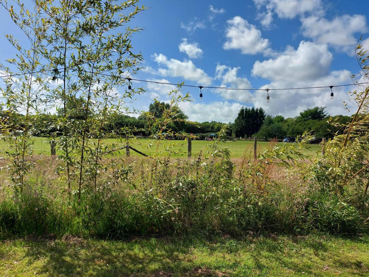 Hopgarden Glamping Luxury Shepherds Huts Wadhurst Экстерьер фото